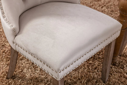 Esszimmerstuhl 2er Set Beige – Modernes Samt Polsterstuhl Set mit Nietenverzierung, Knopfung & Holzbeinen