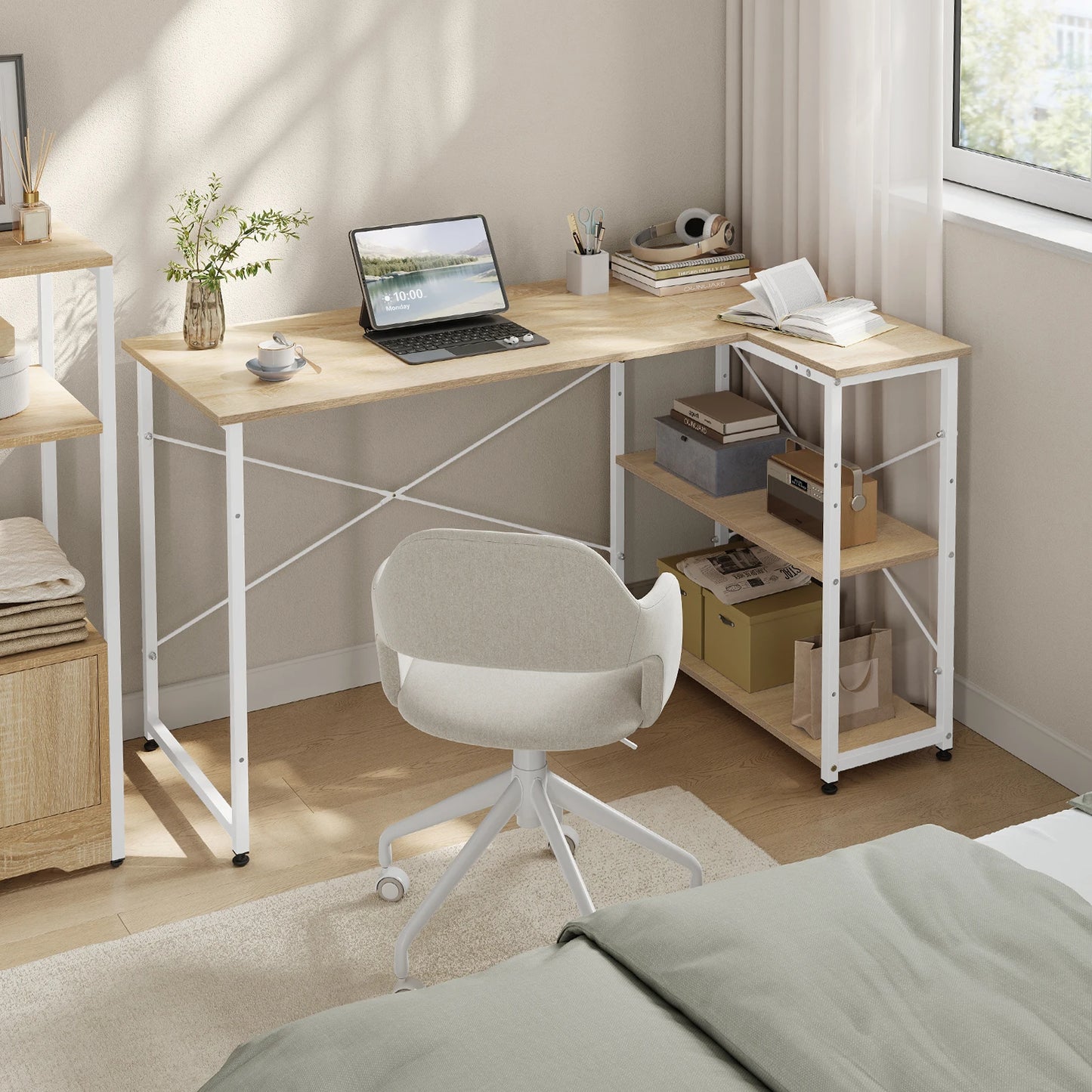 L-förmiger Eckschreibtisch 120 cm Holzoptik – Platzsparender Computertisch mit Regalen