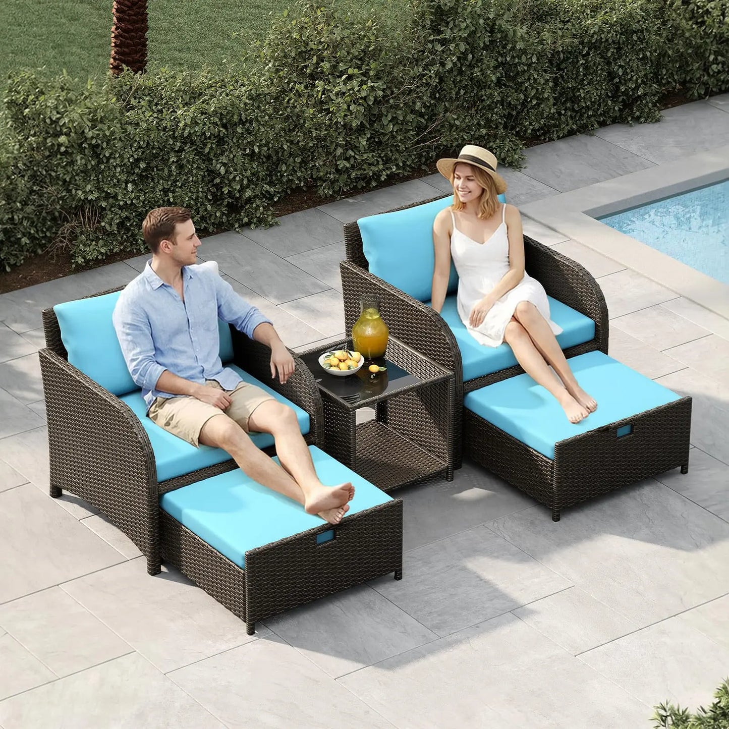 Gartenmoebel Set 5-Teilig Natur – Polyrattan Sitzgruppe mit Hocker, Kissen & Glastisch fuer Balkon, Terrasse & Garten
