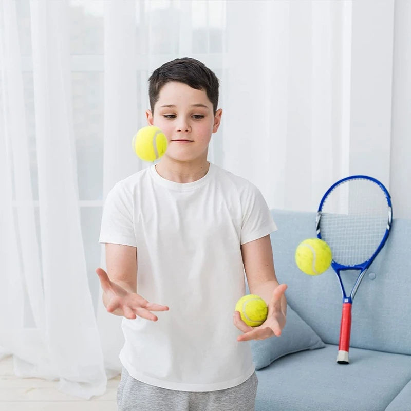 Tennisbaelle 12er Set mit Aufbewahrungsbeutel – Druckbefuellte Sportbaelle fuer Training & Freizeit