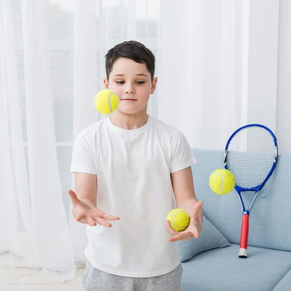 Tennisbaelle 12er Set mit Aufbewahrungsbeutel – Druckbefuellte Sportbaelle fuer Training & Freizeit