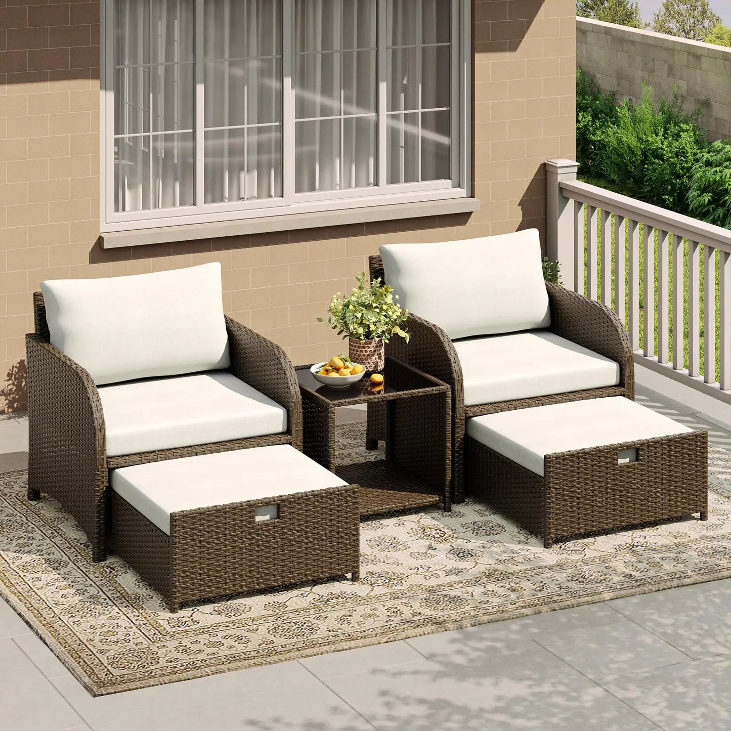 Gartenmoebel Set 5-Teilig Natur – Polyrattan Sitzgruppe mit Hocker, Kissen & Glastisch fuer Balkon, Terrasse & Garten