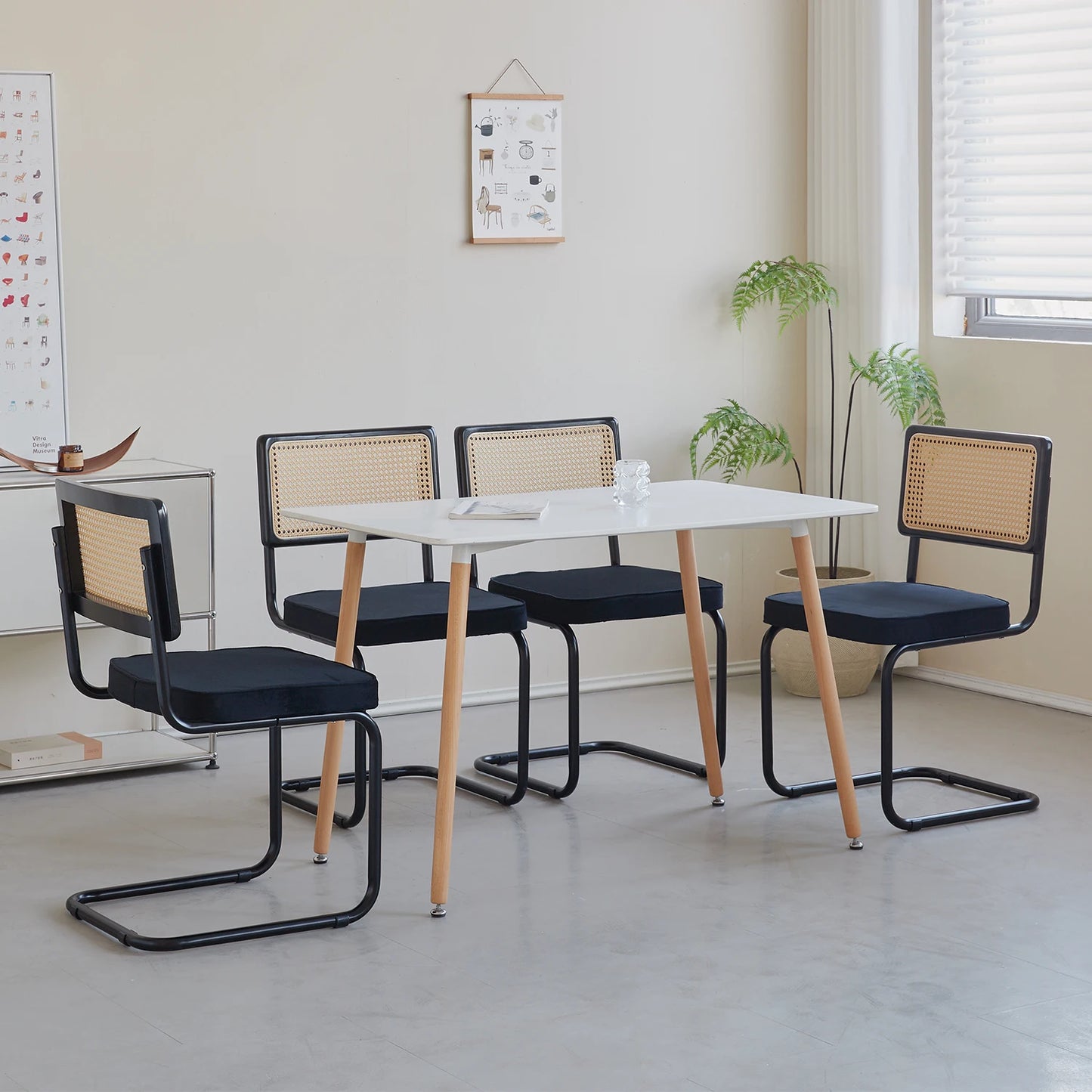 Freischwinger 2er Set Modern – Polsterstuhl Set aus Teddy-Samt & Rattan-Rueckenlehne mit Metallgestell